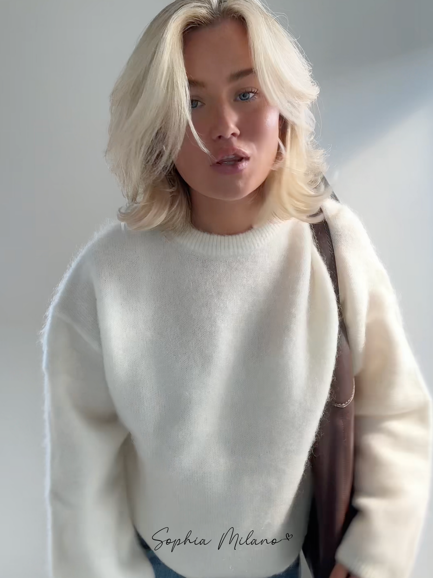 Noa | Comfy Crewneck sweater